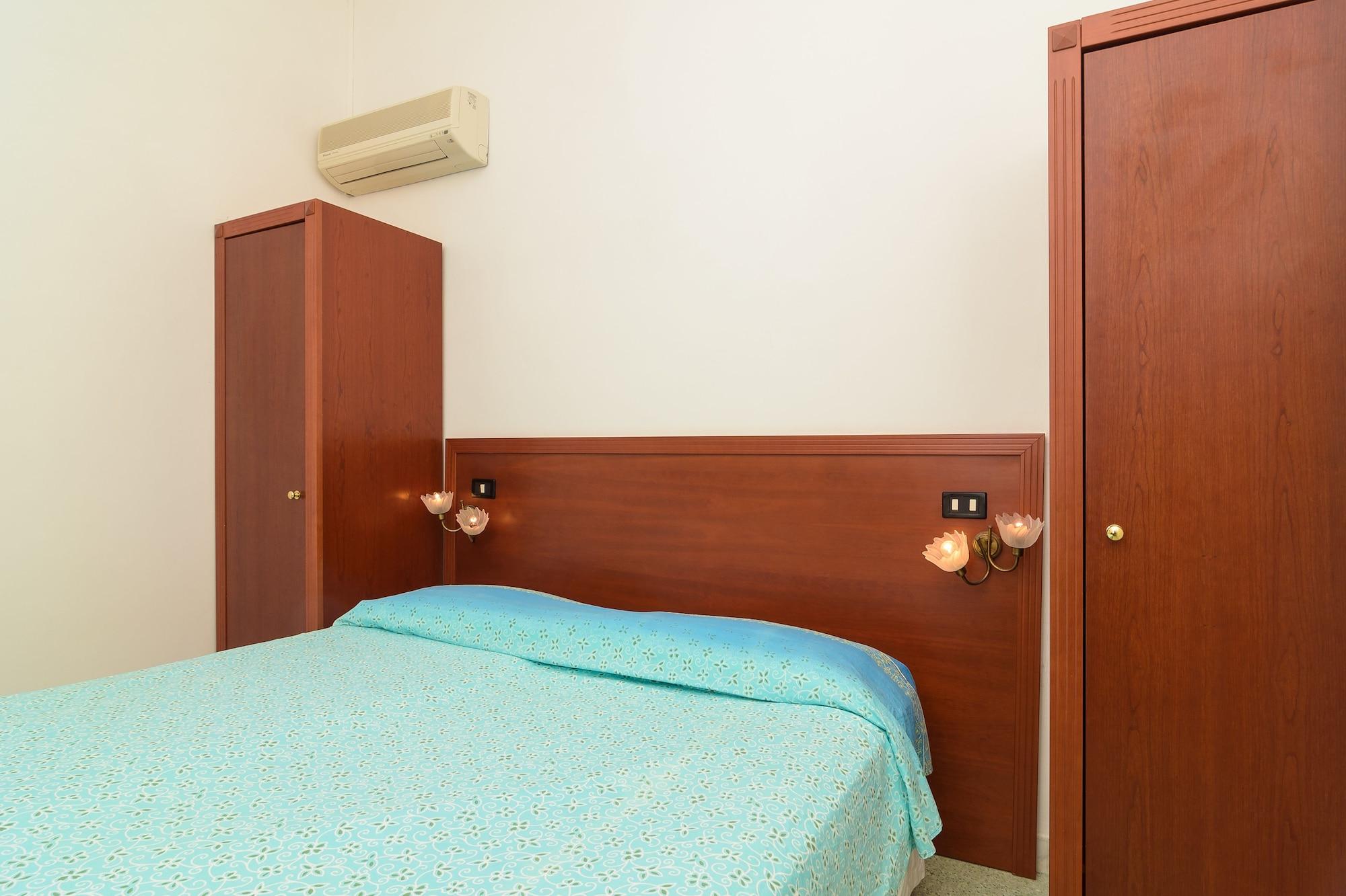 Hotel Riviera Προτσίντα Εξωτερικό φωτογραφία