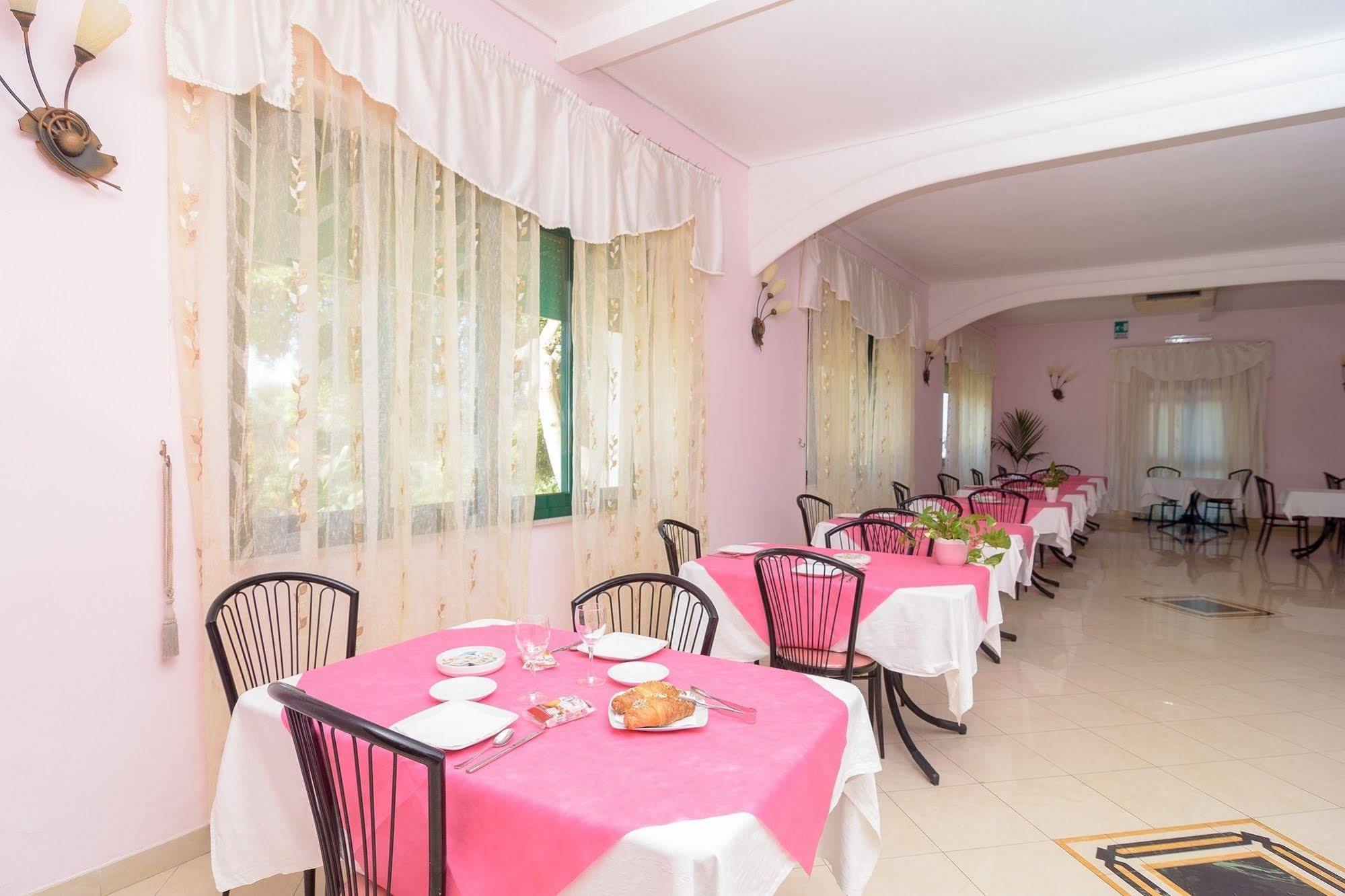 Hotel Riviera Προτσίντα Εξωτερικό φωτογραφία